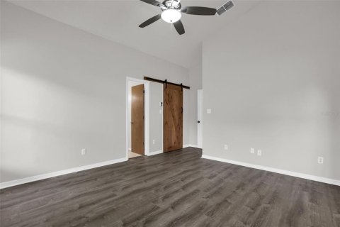 House in Oviedo, Florida 3 bedrooms, 121.33 sq.m. № 2354410 - photo 15