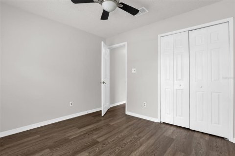 House in Oviedo, Florida 3 bedrooms, 121.33 sq.m. № 2354410 - photo 22