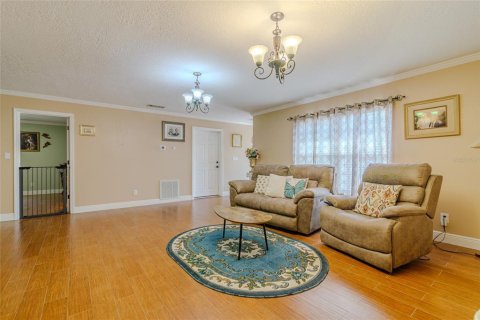 House in Anthony, Florida 3 bedrooms, 148.09 sq.m. № 1591210 - photo 8