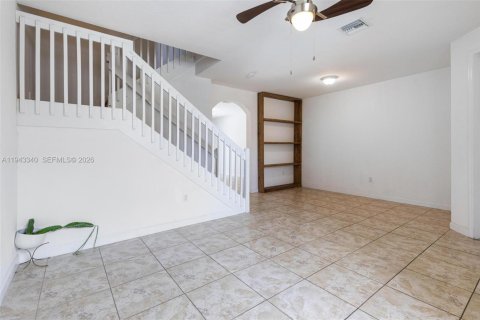 Touwnhouse à vendre à Homestead, Floride: 3 chambres, 133.04 m2 № 1999592 - photo 5