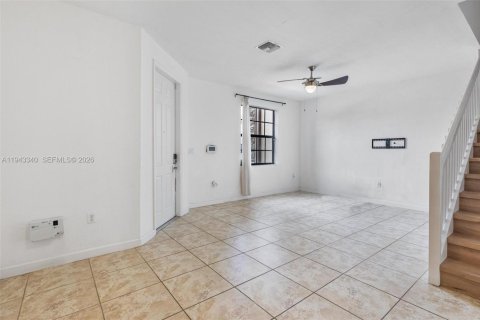 Touwnhouse à vendre à Homestead, Floride: 3 chambres, 133.04 m2 № 1999592 - photo 3