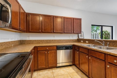 Touwnhouse à vendre à Homestead, Floride: 3 chambres, 133.04 m2 № 1999592 - photo 21