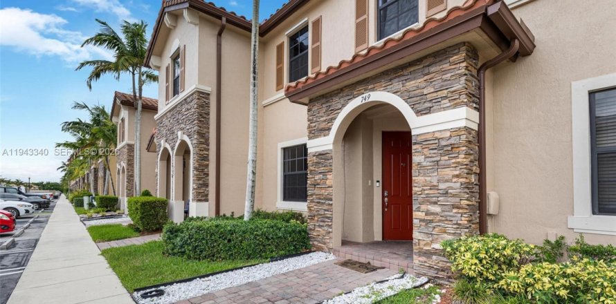 Touwnhouse à Homestead, Floride 3 chambres, 133.04 m2 № 1999592