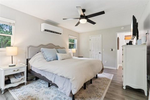 House in Orlando, Florida 3 bedrooms, 208.01 sq.m. № 1832163 - photo 20
