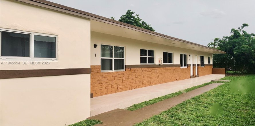 Apartment in Hallandale Beach, Florida 1 bedroom, 55.74 sq.m. № 2003434