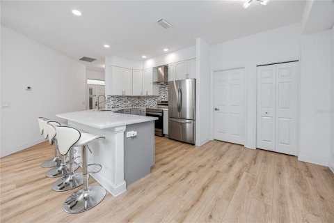 Villa ou maison à vendre à Palm Harbor, Floride: 3 chambres, 159.79 m2 № 1782579 - photo 8