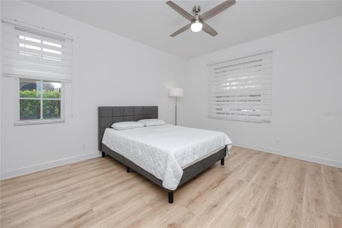 Villa ou maison à vendre à Palm Harbor, Floride: 3 chambres, 159.79 m2 № 1782579 - photo 28
