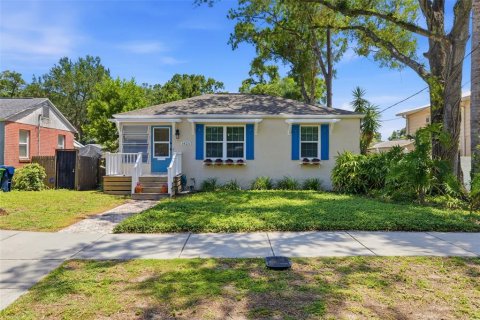 Villa ou maison à vendre à Tampa, Floride: 3 chambres, 149.76 m2 № 2151559 - photo 2