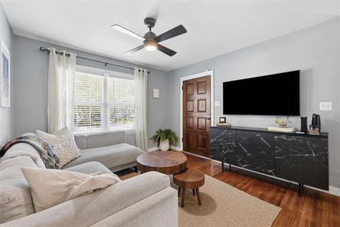 Villa ou maison à vendre à Tampa, Floride: 3 chambres, 149.76 m2 № 2151559 - photo 5
