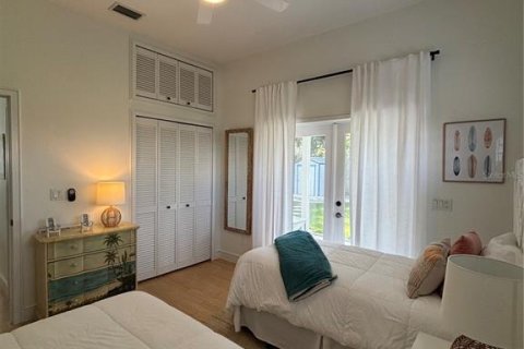 House in New Smyrna Beach, Florida 2 bedrooms, 121.52 sq.m. № 2391308 - photo 13