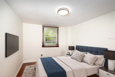 Casa en venta en Sarasota, Florida, 5 dormitorios, 268.58 m2 № 1569225 - foto 18