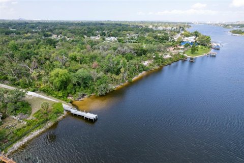 House in Gibsonton, Florida 3 bedrooms, 242.47 sq.m. № 1746339 - photo 2