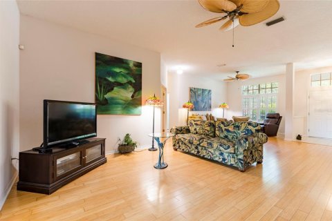 House in Gibsonton, Florida 3 bedrooms, 242.47 sq.m. № 1746339 - photo 22