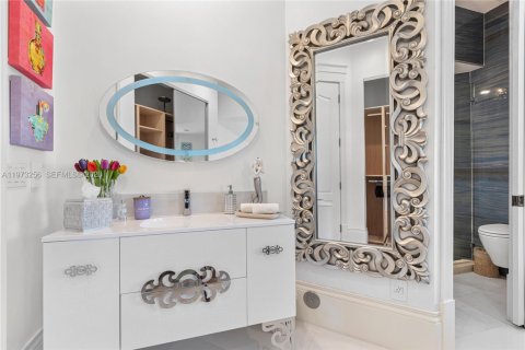 Купить виллу или дом в Исламорада, Вилладж оф Айлендс, Флорида 7 спален, 945.93м2, № 2035961 - фото 30