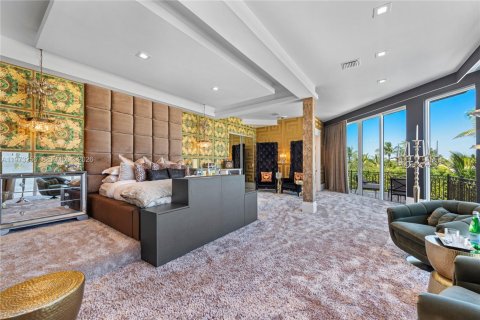 Купить виллу или дом в Исламорада, Вилладж оф Айлендс, Флорида 7 спален, 945.93м2, № 2035961 - фото 15