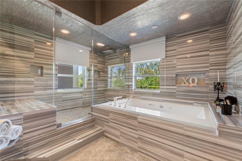 Купить виллу или дом в Исламорада, Вилладж оф Айлендс, Флорида 7 спален, 945.93м2, № 2035961 - фото 11