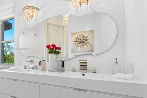 Купить виллу или дом в Исламорада, Вилладж оф Айлендс, Флорида 7 спален, 945.93м2, № 2035961 - фото 12