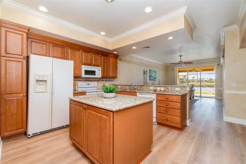 Copropriété à vendre à Punta Gorda, Floride: 3 chambres, 147.34 m2 № 1650178 - photo 6