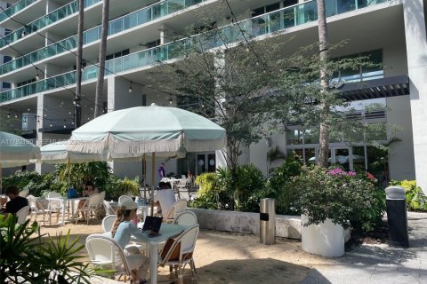 Купить кондоминиум в Майами-Бич, Флорида 2 спальни, 99.59м2, № 1957486 - фото 27