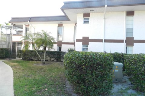 Copropriété à vendre à Royal Palm Beach, Floride: 1 chambre, 72.46 m2 № 2077512 - photo 2