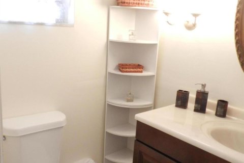 Copropriété à vendre à Royal Palm Beach, Floride: 1 chambre, 72.46 m2 № 2077512 - photo 11