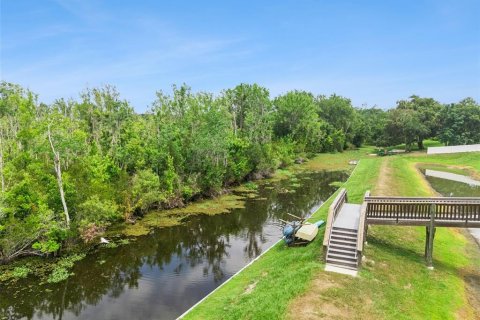 Villa ou maison à vendre à Mount Dora, Floride: 5 chambres, 242.47 m2 № 2138571 - photo 17