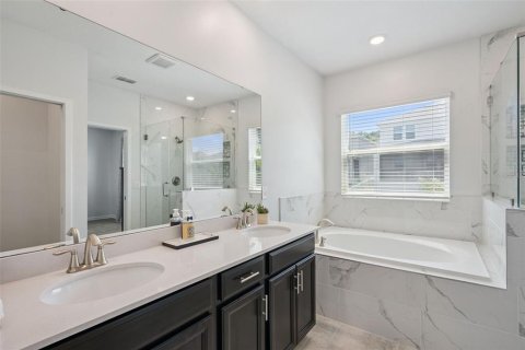 Villa ou maison à vendre à Mount Dora, Floride: 5 chambres, 242.47 m2 № 2138571 - photo 6