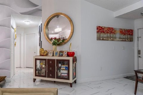 Villa ou maison à vendre à Hialeah, Floride: 3 chambres, 120.59 m2 № 2215069 - photo 5
