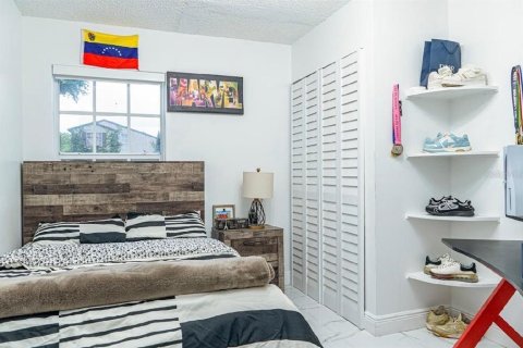 Villa ou maison à vendre à Hialeah, Floride: 3 chambres, 120.59 m2 № 2215069 - photo 26