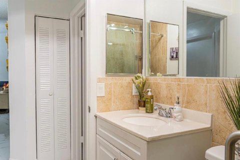 Villa ou maison à vendre à Hialeah, Floride: 3 chambres, 120.59 m2 № 2215069 - photo 22