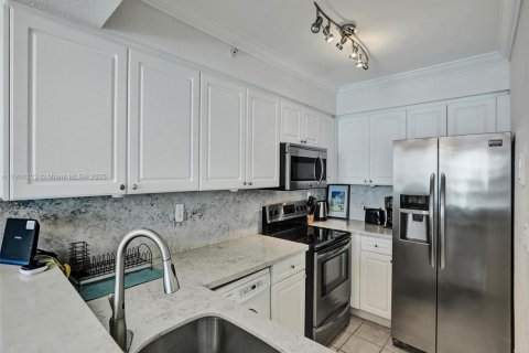 Снять в аренду кондоминиум в Холливуд, Флорида 44.78м2, № 2081881 - фото 10