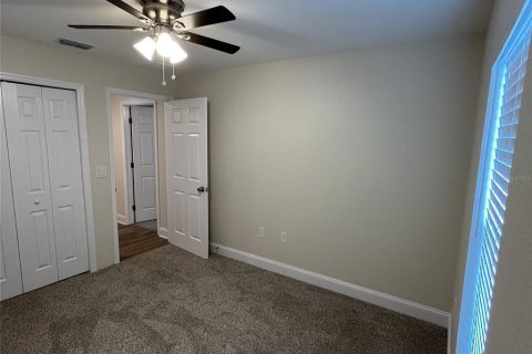 House in Auburndale, Florida 3 bedrooms, 122.82 sq.m. № 2201898 - photo 13