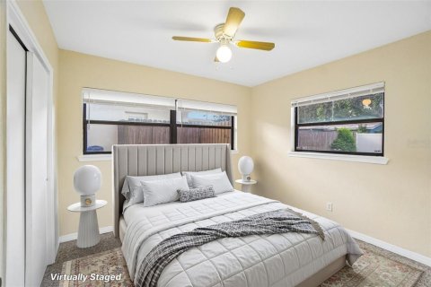 House in Clearwater, Florida 3 bedrooms, 142.7 sq.m. № 2215403 - photo 21