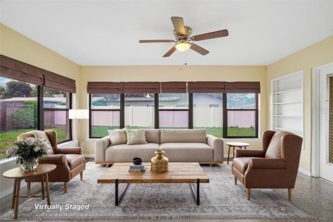 House in Clearwater, Florida 3 bedrooms, 142.7 sq.m. № 2215403 - photo 12