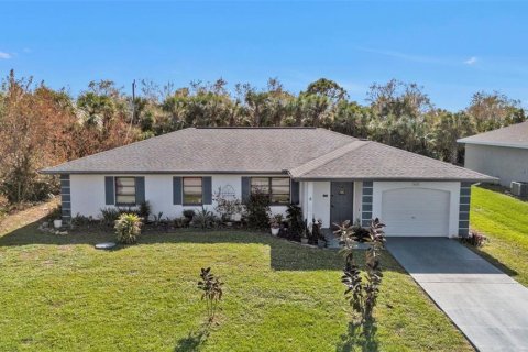 Casa en venta en Port Charlotte, Florida, 3 dormitorios, 152.45 m2 № 1614949 - foto 1