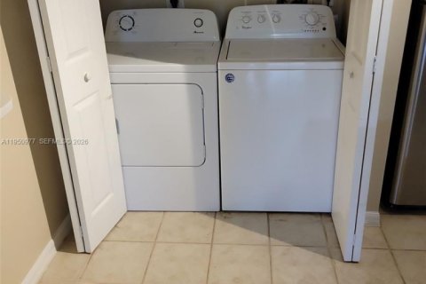 Снять в аренду кондоминиум в Уэст-Палм-Бич, Флорида 1 спальня, 69.31м2, № 2006365 - фото 8