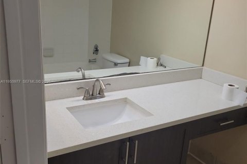 Снять в аренду кондоминиум в Уэст-Палм-Бич, Флорида 1 спальня, 69.31м2, № 2006365 - фото 10