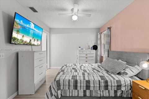 Touwnhouse à vendre à Hypoluxo, Floride: 2 chambres, 104.79 m2 № 2174445 - photo 19
