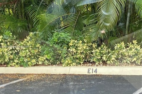 Снять в аренду кондоминиум в Холливуд, Флорида 2 спальни, 100.33м2, № 1943411 - фото 13