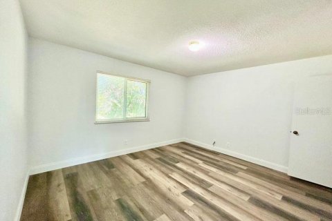 Townhouse in Ormond Beach, Florida 3 bedrooms, 135.54 sq.m. № 2213270 - photo 18