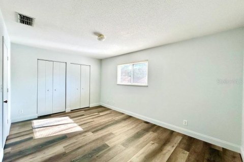 Townhouse in Ormond Beach, Florida 3 bedrooms, 135.54 sq.m. № 2213270 - photo 16