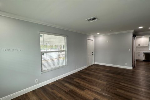 House in Boynton Beach, Florida 2 bedrooms, 90.12 sq.m. № 2071645 - photo 9