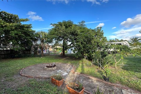 House in Boynton Beach, Florida 2 bedrooms, 90.12 sq.m. № 2071645 - photo 17