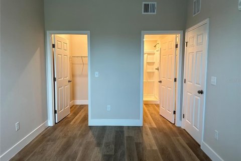 Condo in Orlando, Florida, 1 bedroom № 2205408 - photo 13