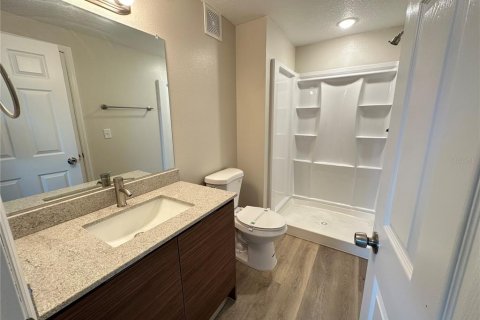 Condo in Orlando, Florida, 1 bedroom № 2205408 - photo 16