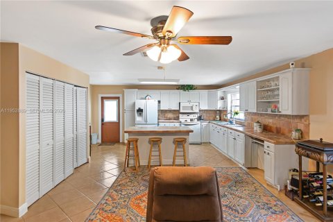 Villa ou maison à vendre à Homestead, Floride: 3 chambres, 196.21 m2 № 2008017 - photo 3