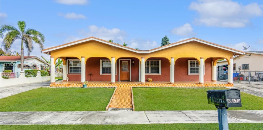 Villa ou maison à Homestead, Floride 3 chambres, 196.21 m2 № 2008017