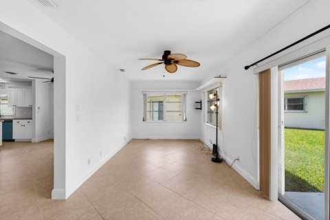 Apartment in Delray Beach, Florida 2 bedrooms, 137.03 sq.m. № 2083809 - photo 28