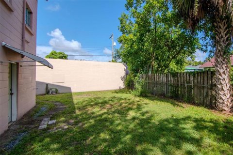 Villa ou maison à vendre à Tampa, Floride: 2 chambres, 67.73 m2 № 1907188 - photo 30