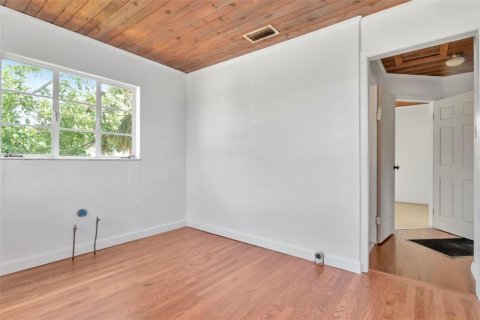 Villa ou maison à vendre à Tampa, Floride: 2 chambres, 67.73 m2 № 1907188 - photo 11